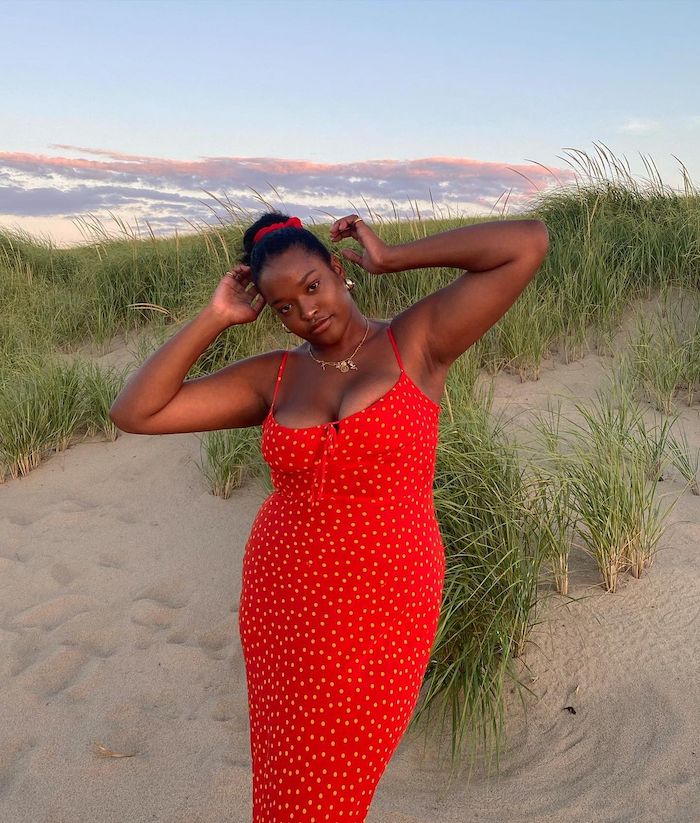 Is red in fashion for 2021? 2 Is red in fashion for 2021?