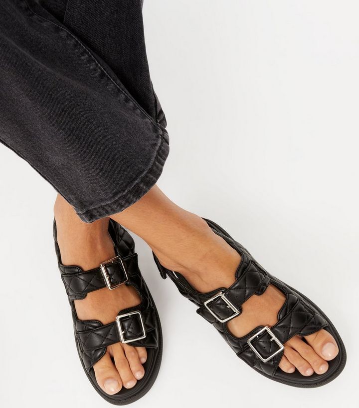 best chunky sandals 2021: new look black quilted chunky footbed sandals