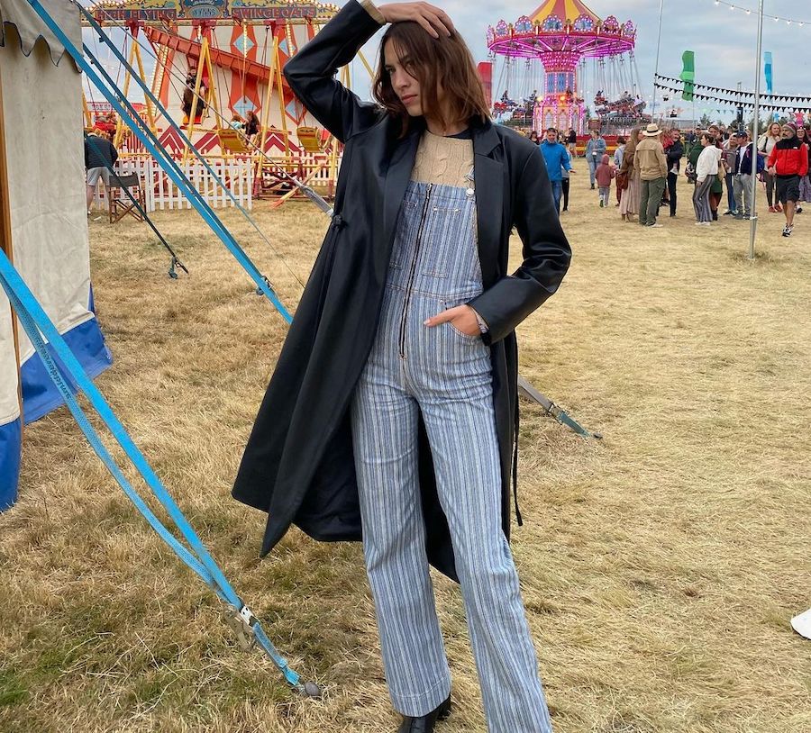 Still WFH? This Easy Outfit is the Answer to Your Prayers 4 Still WFH? This Easy Outfit is the Answer to Your Prayers