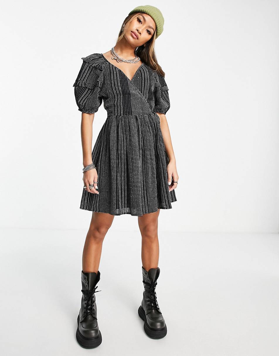 Topshop textured stitch open back puff sleeve wrap dress in black