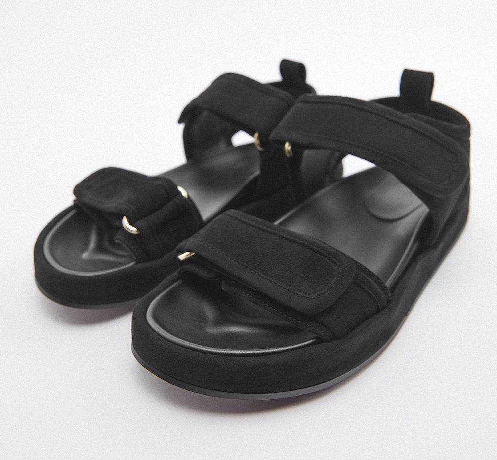 Flat leather sandals Zara