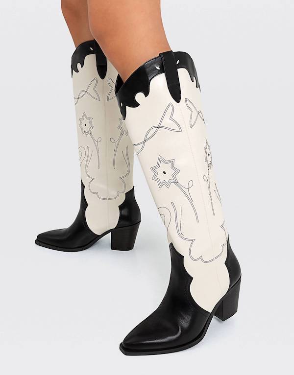 western boot in black and white print