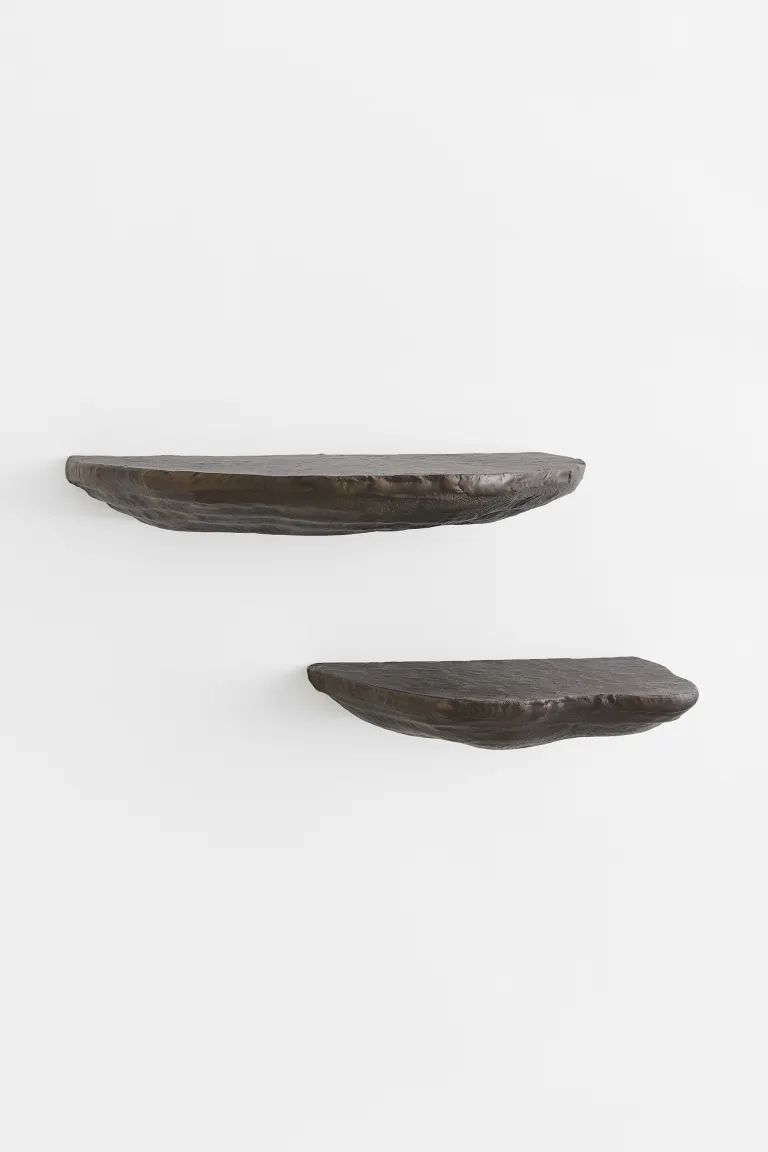 2-pack metal wall shelvesfrom H&M
