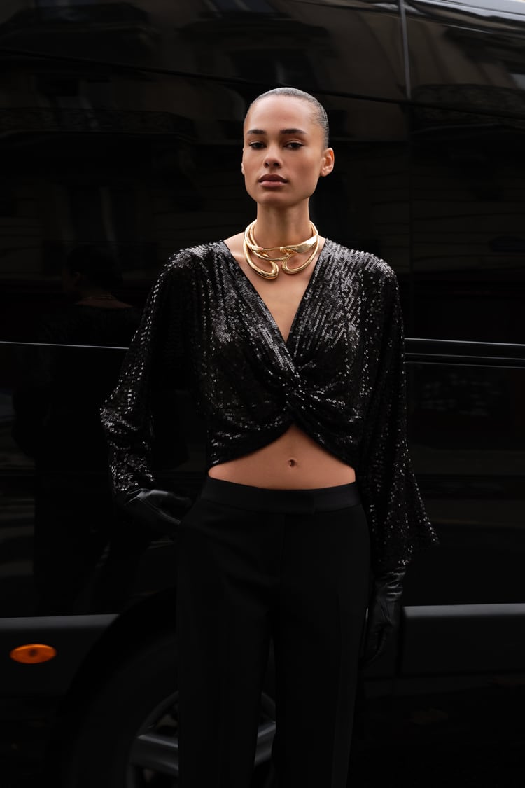 Best Zara Going Out Tops 2023 โ 12 Glamorous Tops to Elevate Your 'Out Out' Outfits 7 Best Zara Going Out Tops 2023 โ 12 Glamorous Tops to Elevate Your ‘Out Out’ Outfits