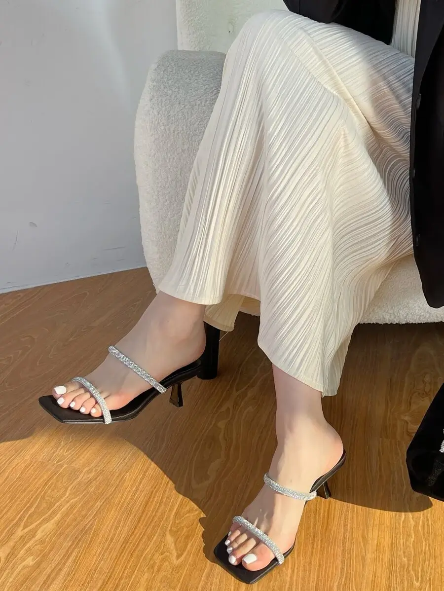 Best SHEIN Shoes - 13 Stylish Pairs for Every Occasion 4 Best SHEIN Shoes – 13 Stylish Pairs for Every Occasion