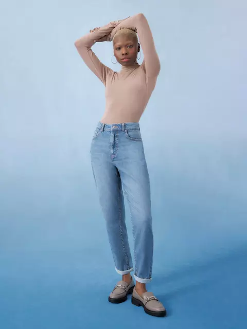 Who Sells Denim Co Jeans? 4 Who Sells Denim Co Jeans?